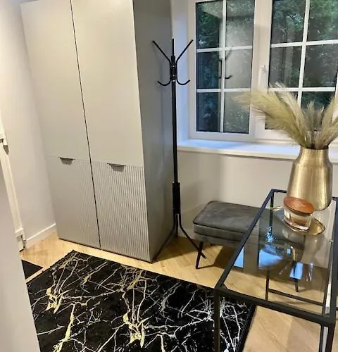 Butas Nuomai Truputi Daugiau Nei Kilometras Pesciomis Iki Senamiescio *