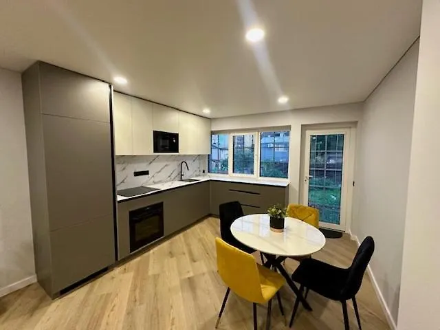 Butas Nuomai Truputi Daugiau Nei Kilometras Pesciomis Iki Senamiescio